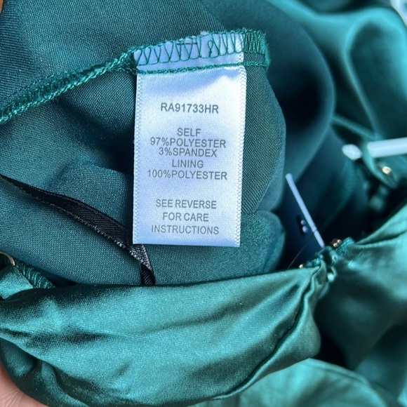 NEW Aakaa Emerald Green Jumpsuit Wide Leg - Picture 10 of 10